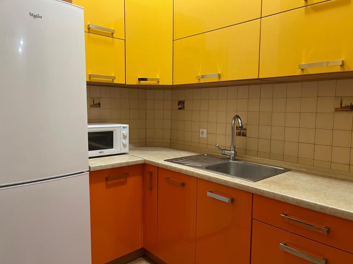 Avangard Qn Romana 26 Apart Lviv Exterior foto
